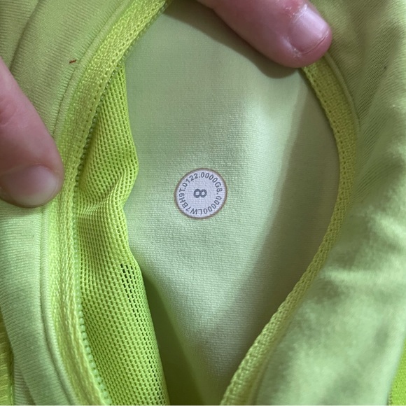 Lululemon Speed Up shorts high rise in electric yellow - Picture 3 of 4